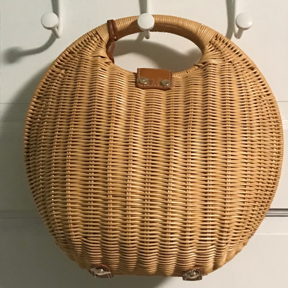 J McLaughlin purse Victoria Circular Wicker Tote